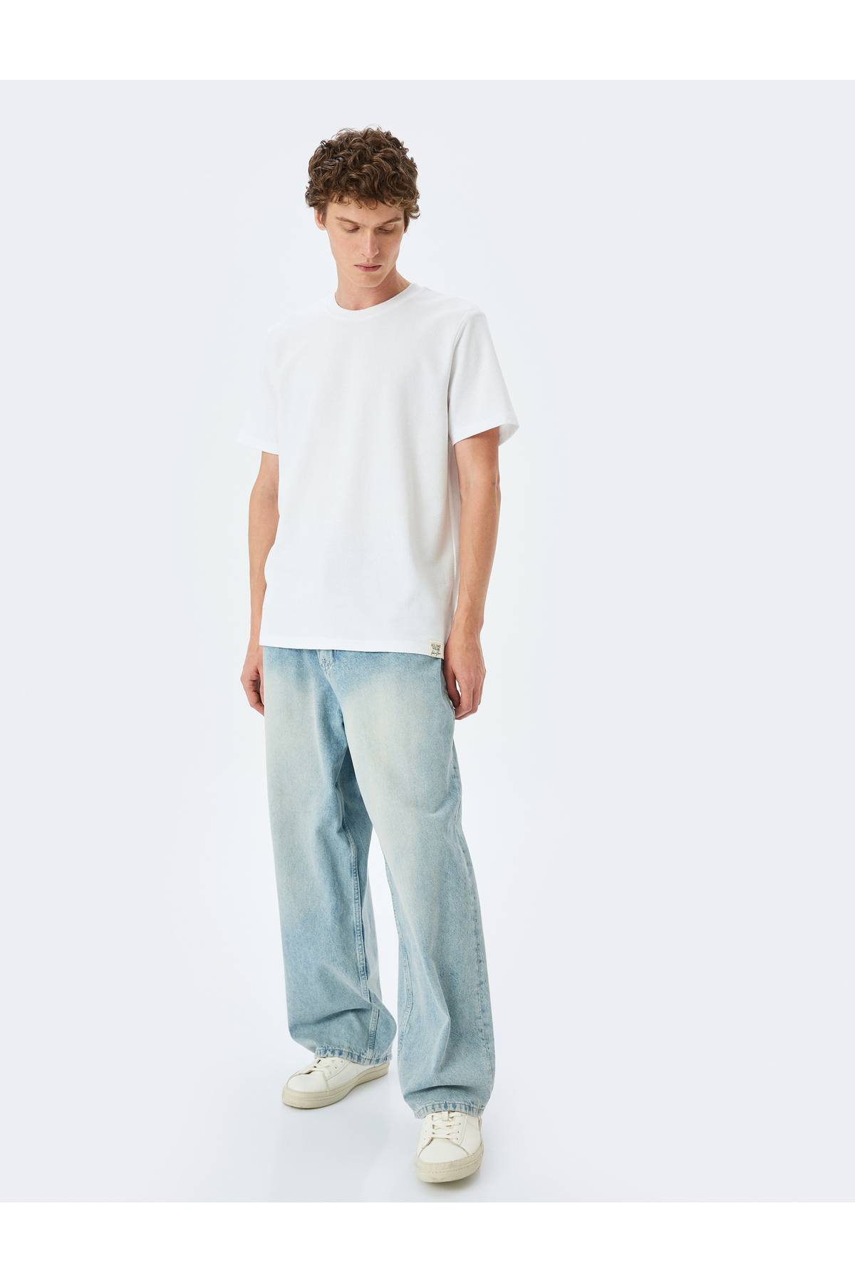 لیبل آستین کوتاه یقه دوچرخه به تفصیل T -Shirt