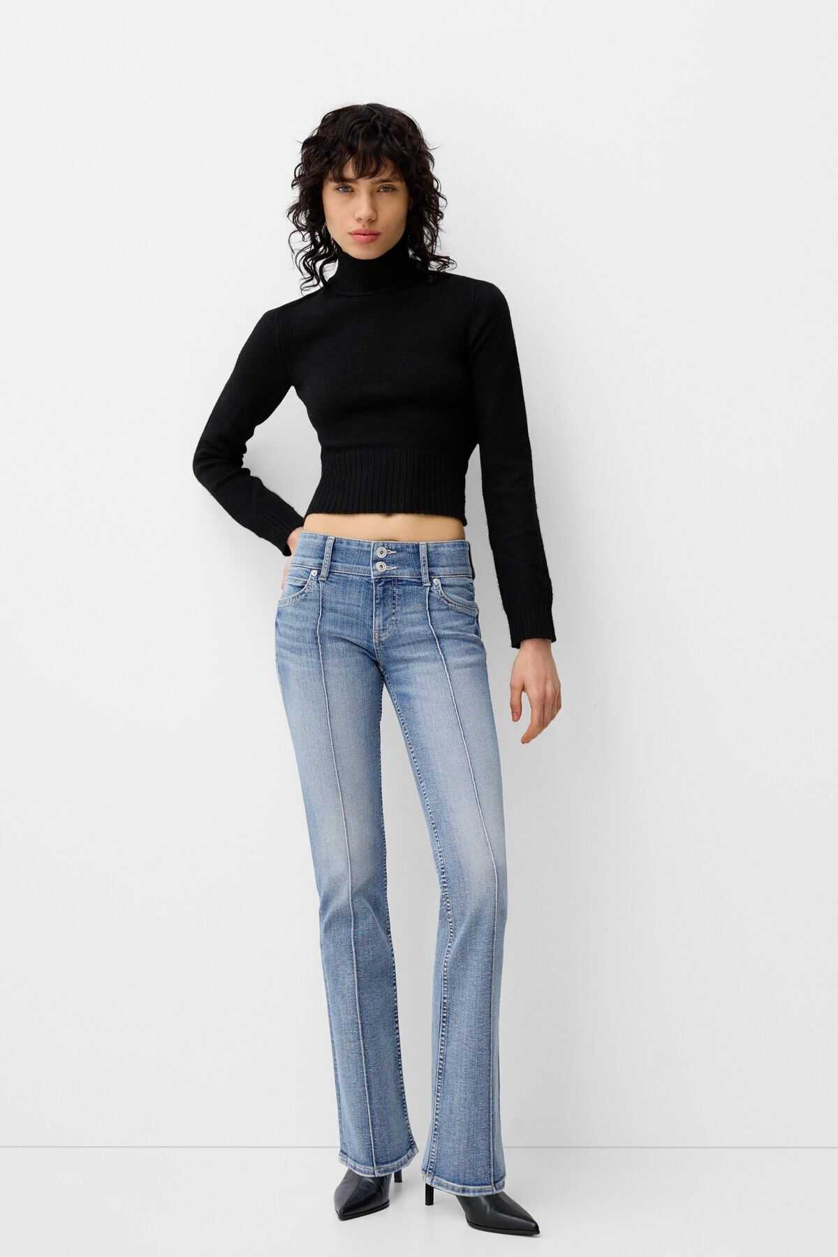 شلوار جین با کمر کوتاه