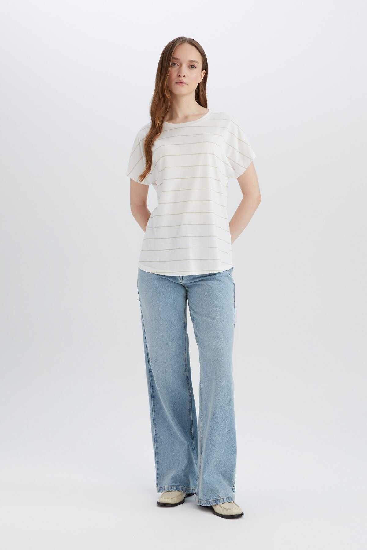 تیشرت آستین کوتاه یقه خدمه