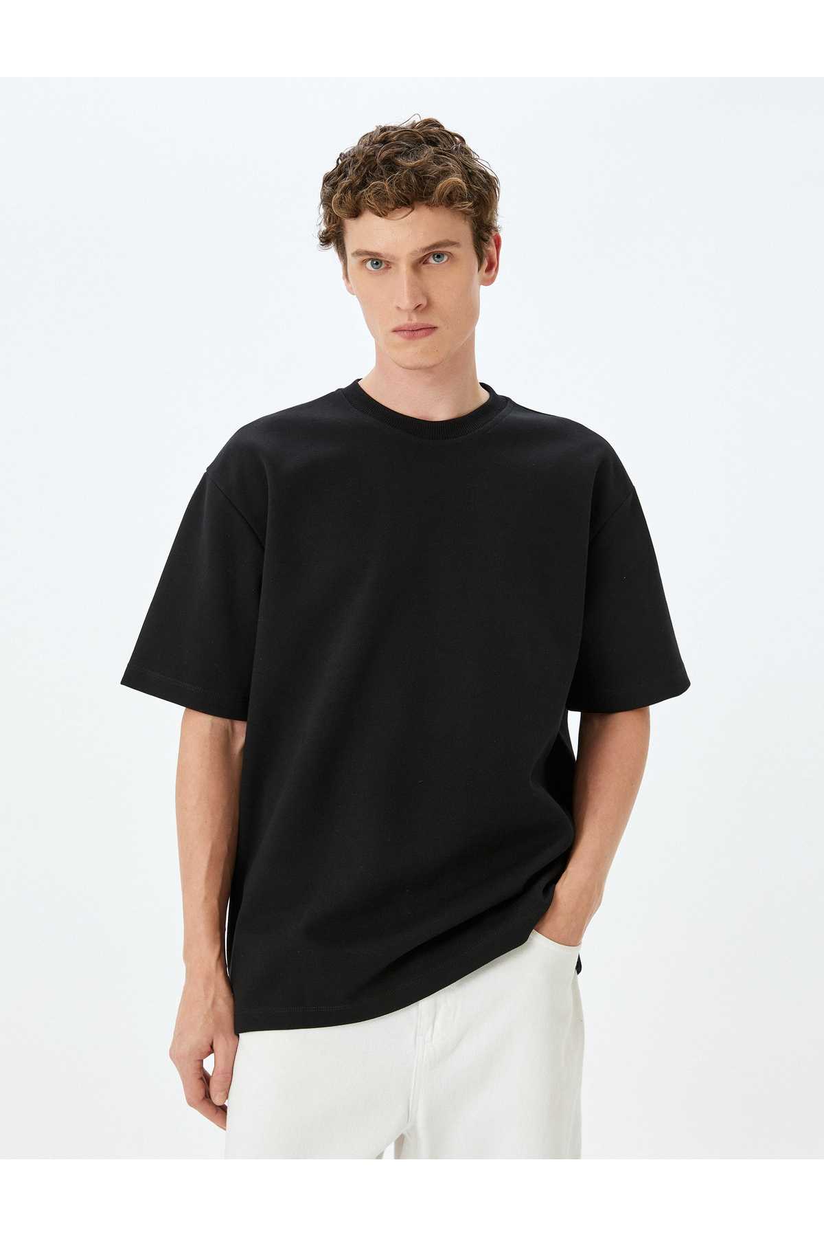 آستین کوتاه پنبه یقه دوچرخه T -Shirt