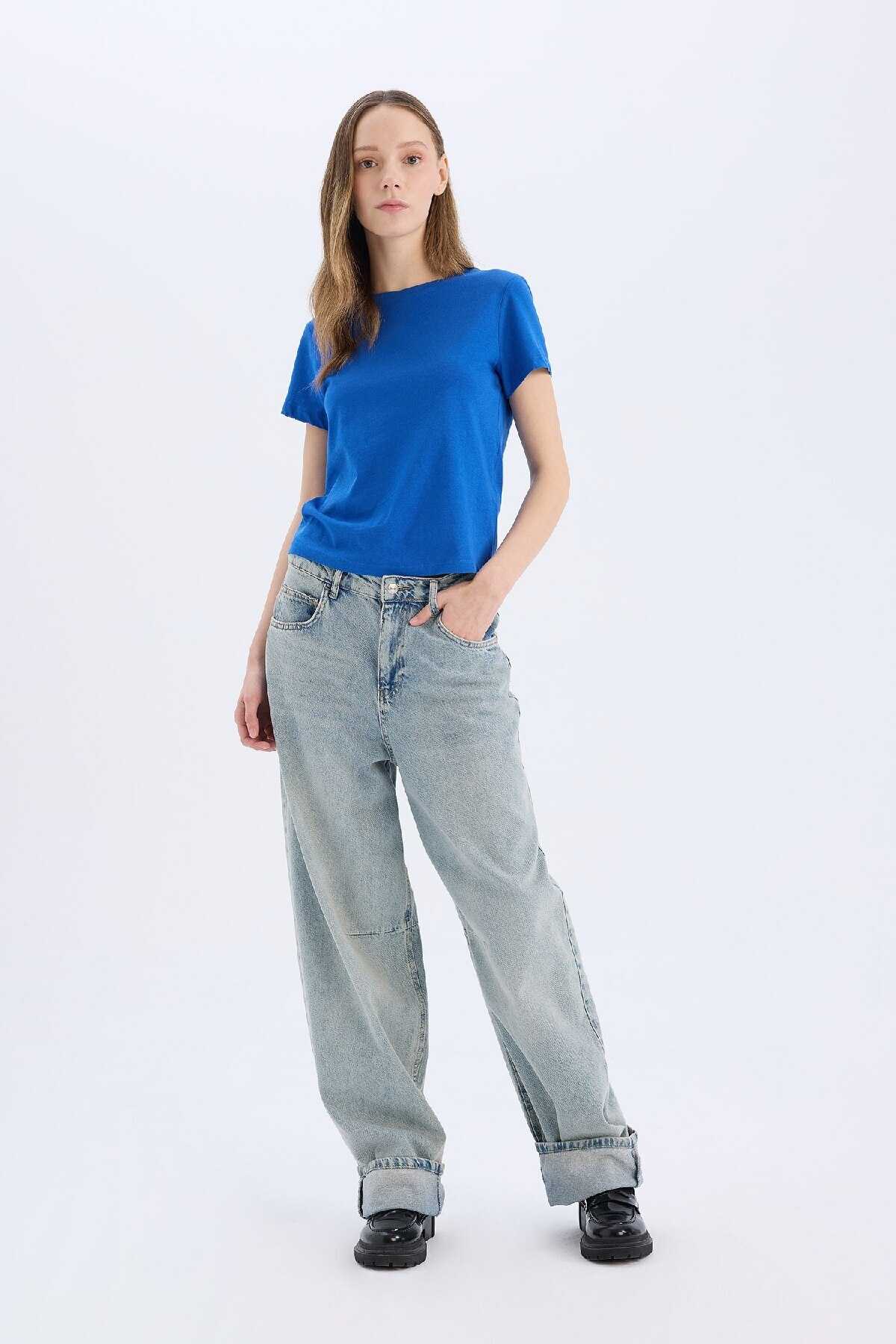 دوچرخه مناسب و مناسب و بی پایه و اساس پایه پایه و آستین کوتاه T -Shirt