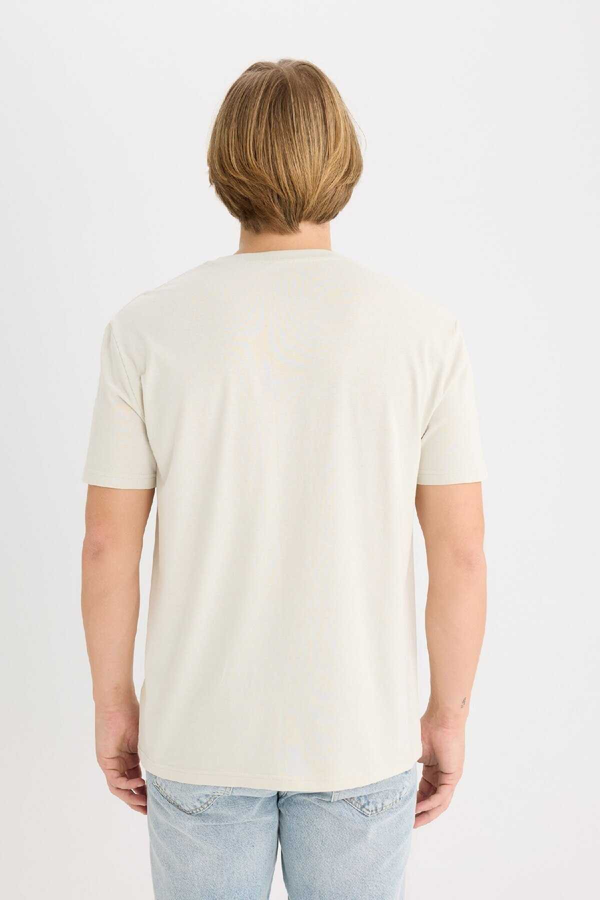 تیشرت آستین کوتاه یقه پرینت معمولی