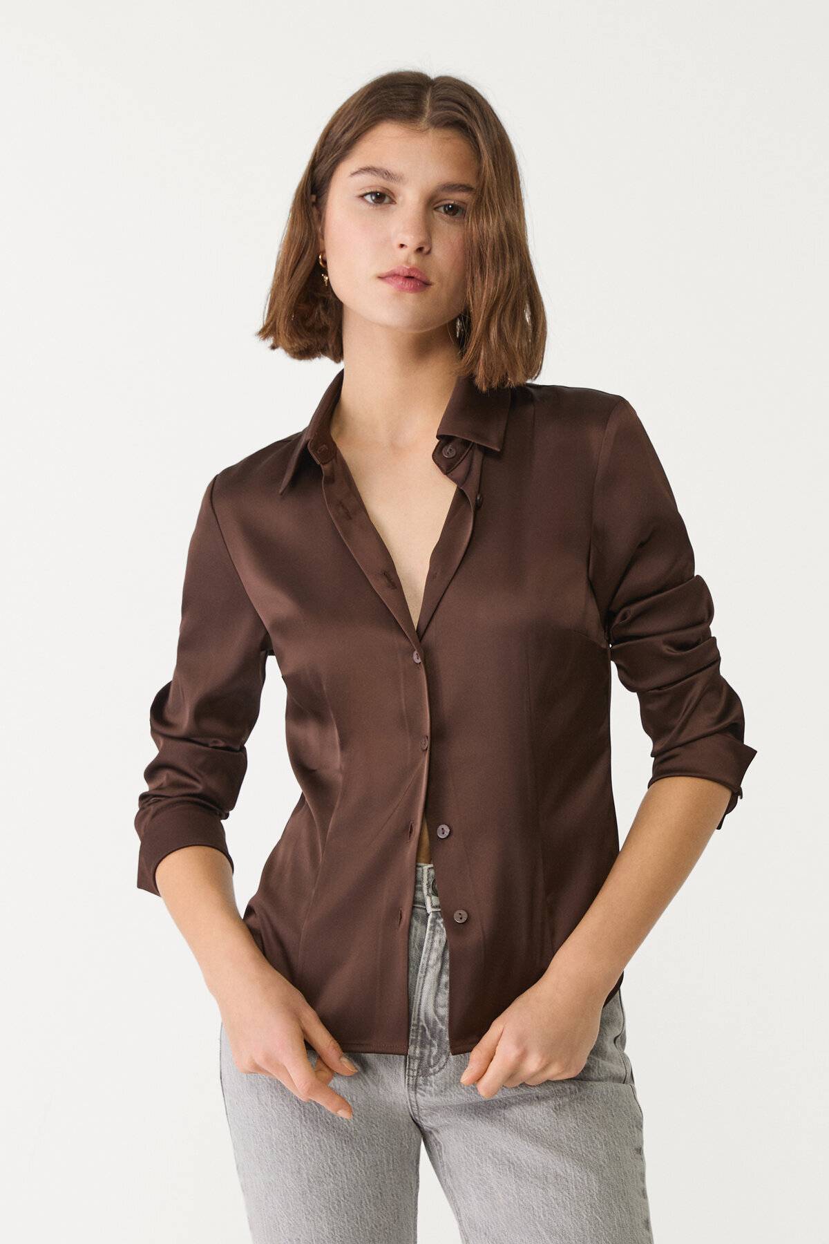 پیراهن ساتن متناسب با بدن