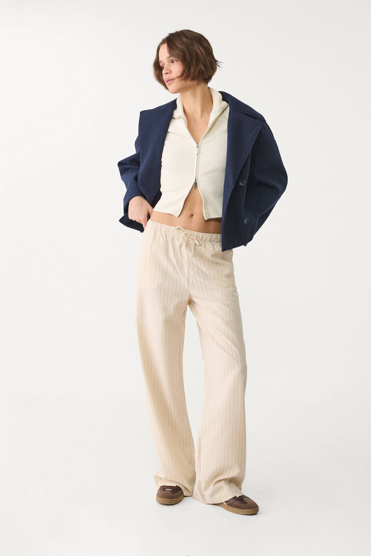 شلیک و شلوار راه راه