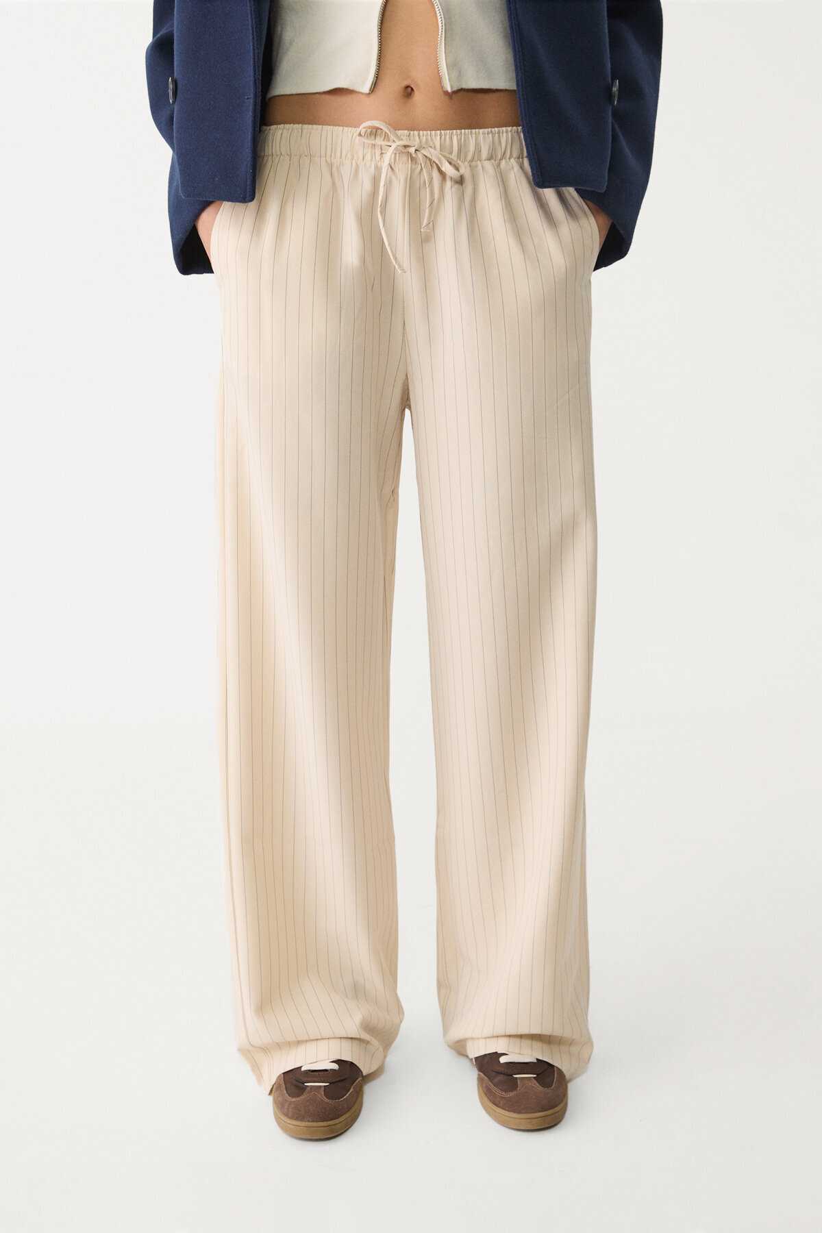 شلیک و شلوار راه راه