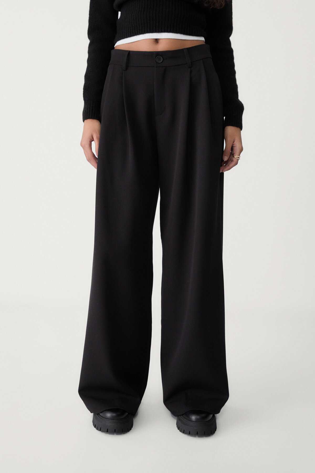 شلوار پارچه ای پاشی گسترده پودر