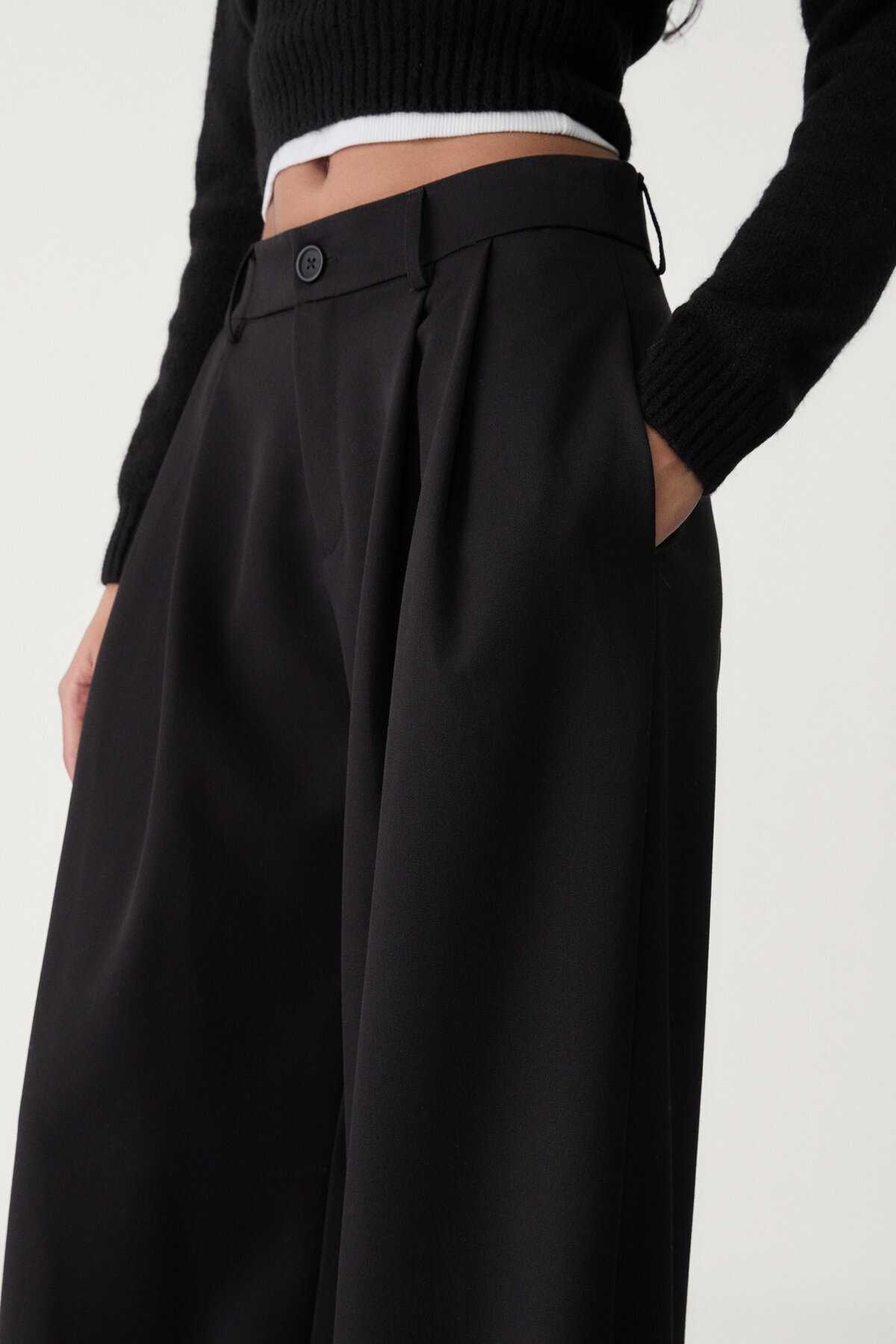 شلوار پارچه ای پاشی گسترده پودر