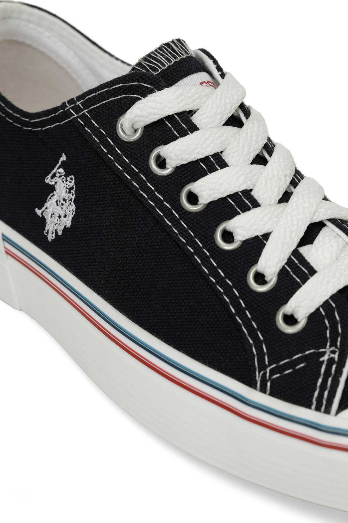 کفش ورزشی زنانه سفید