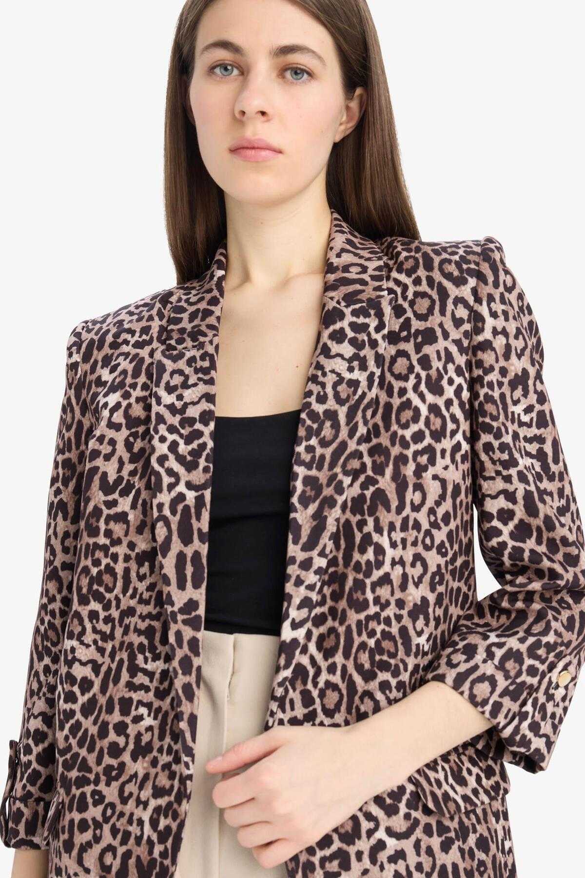 ژاکت Blazer الگوی الگوی معمولی مناسب