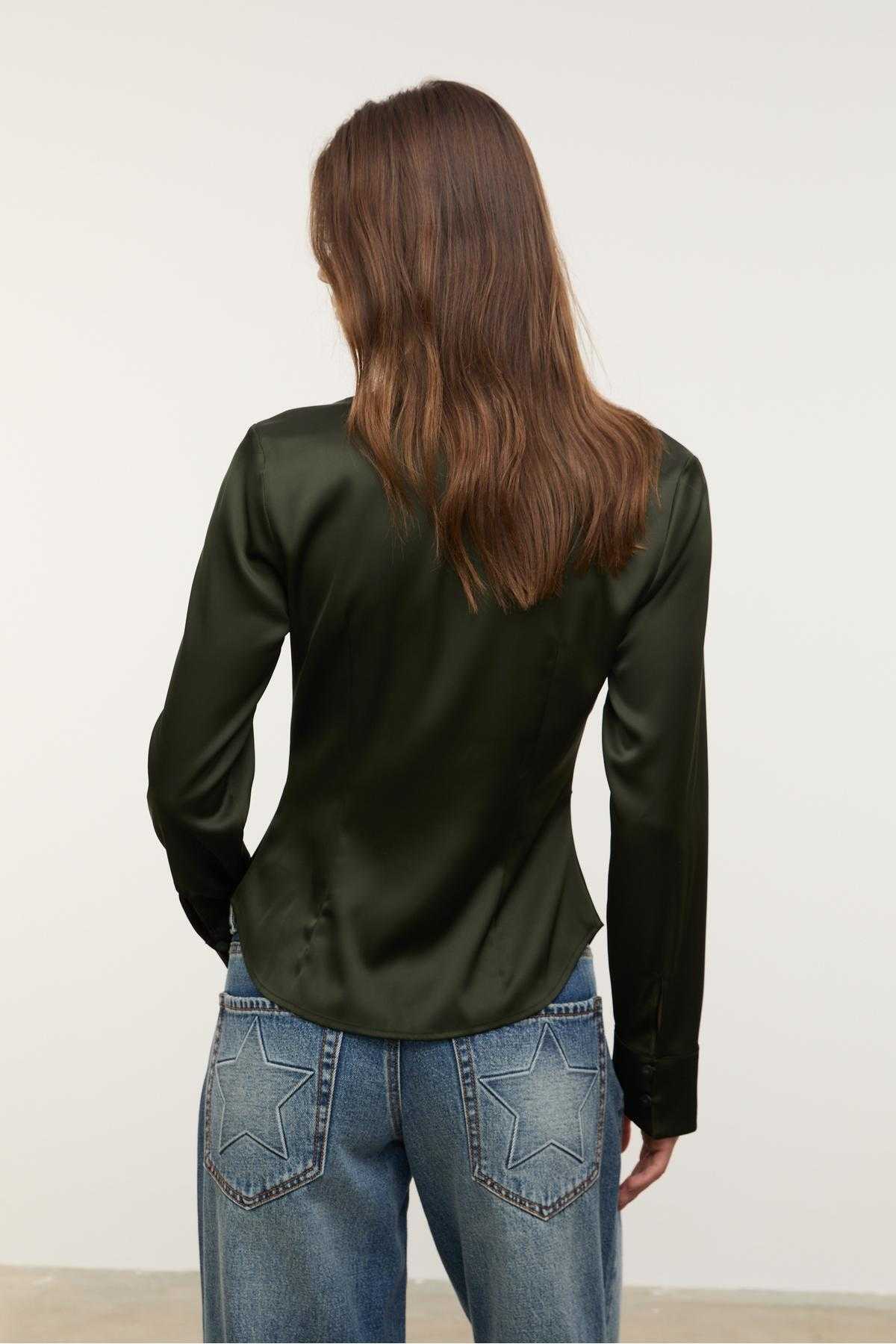 پیراهن ساتن متناسب با بدن