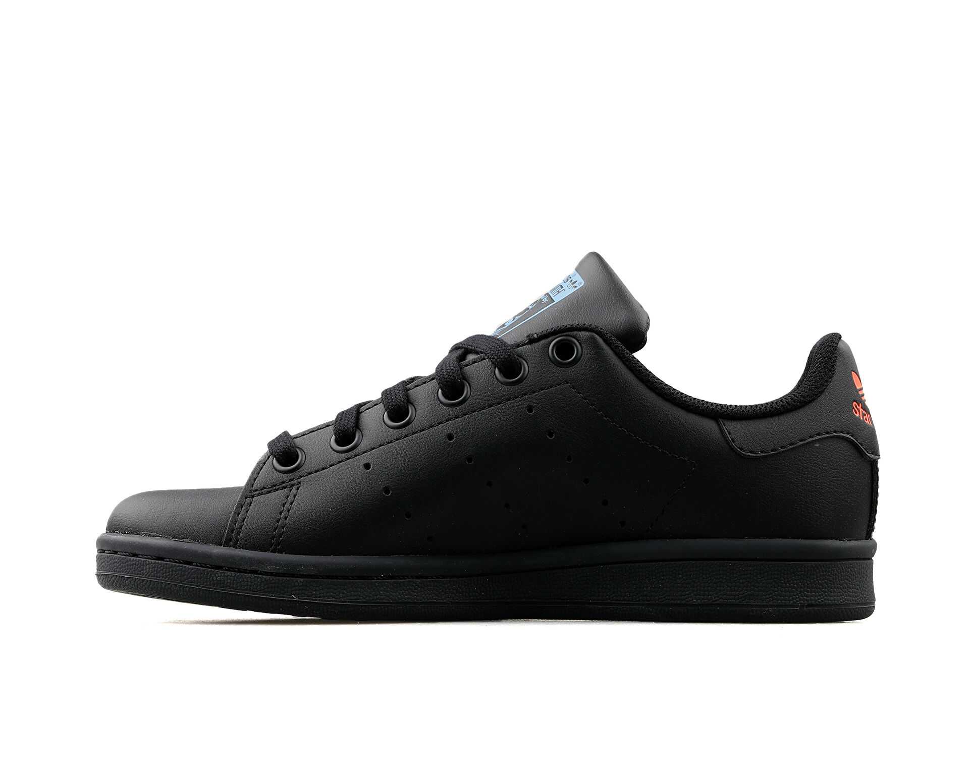 کفش های روزانه Stan Smith
