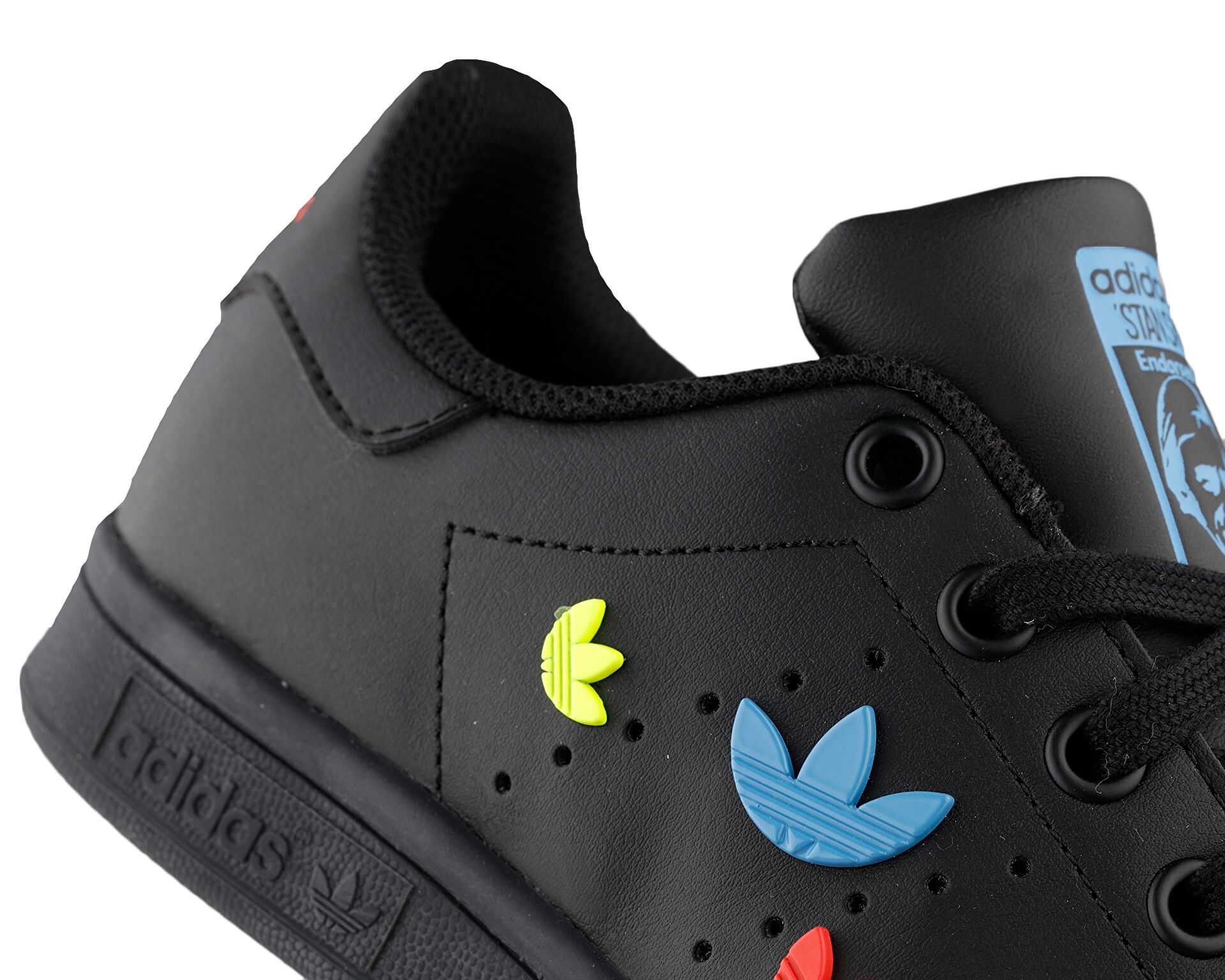 کفش های روزانه Stan Smith