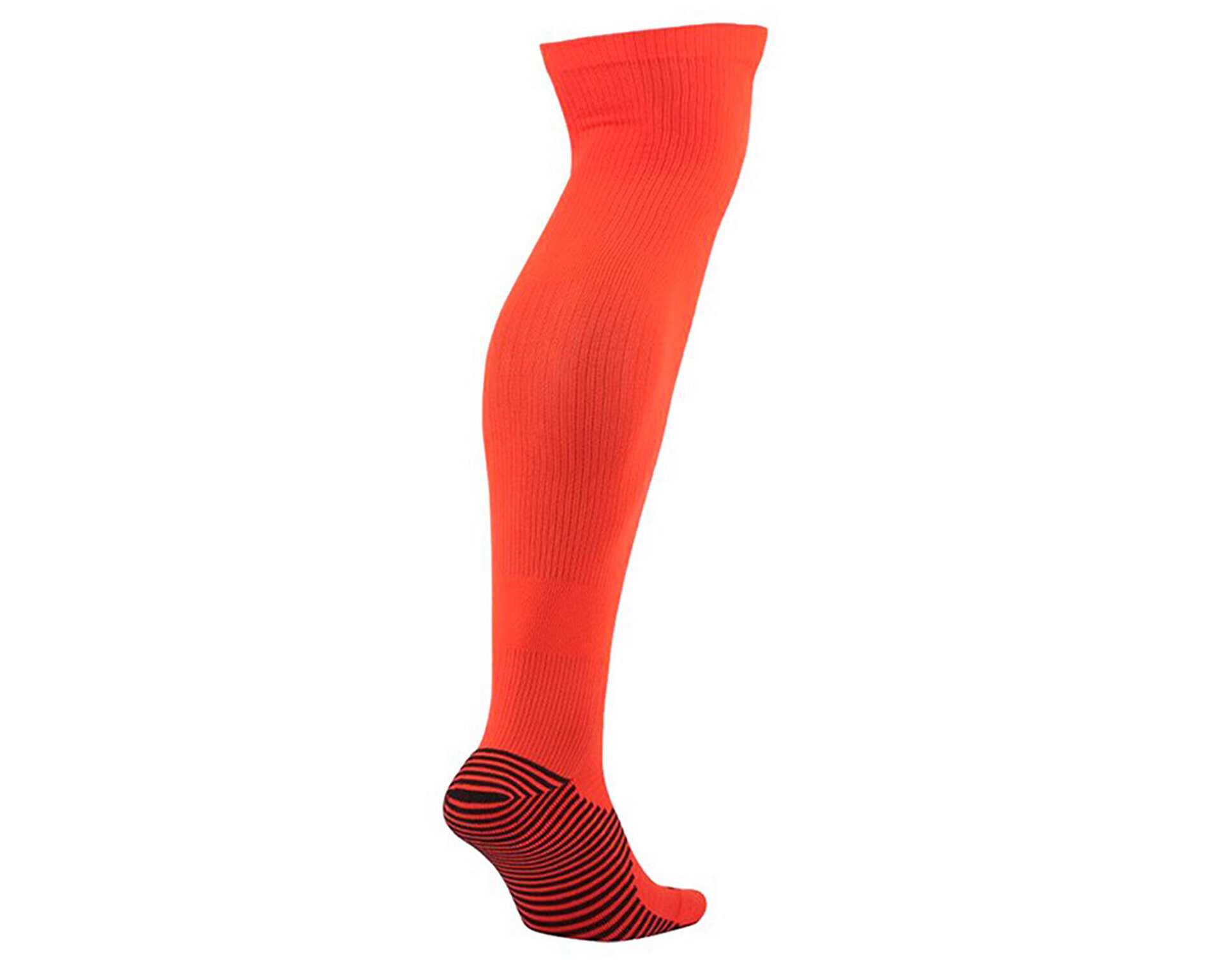 ساق فوتبال U Nk Matchfit Knee High