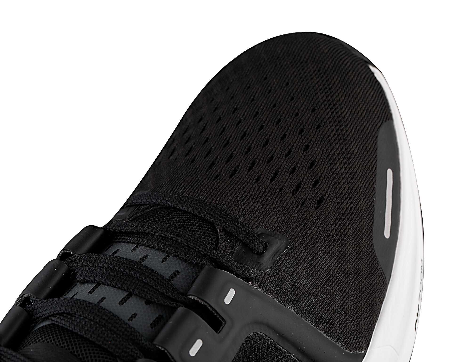 کفش دویدن Air Zoom Vomero 16