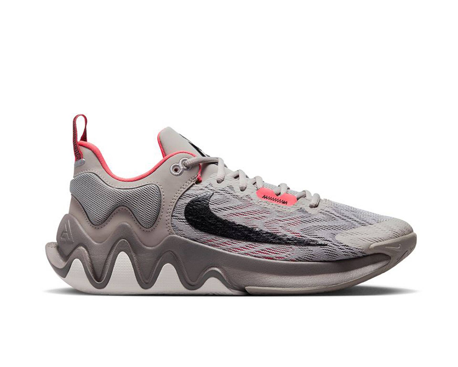 کفش های بسکتبال Giannis immortality