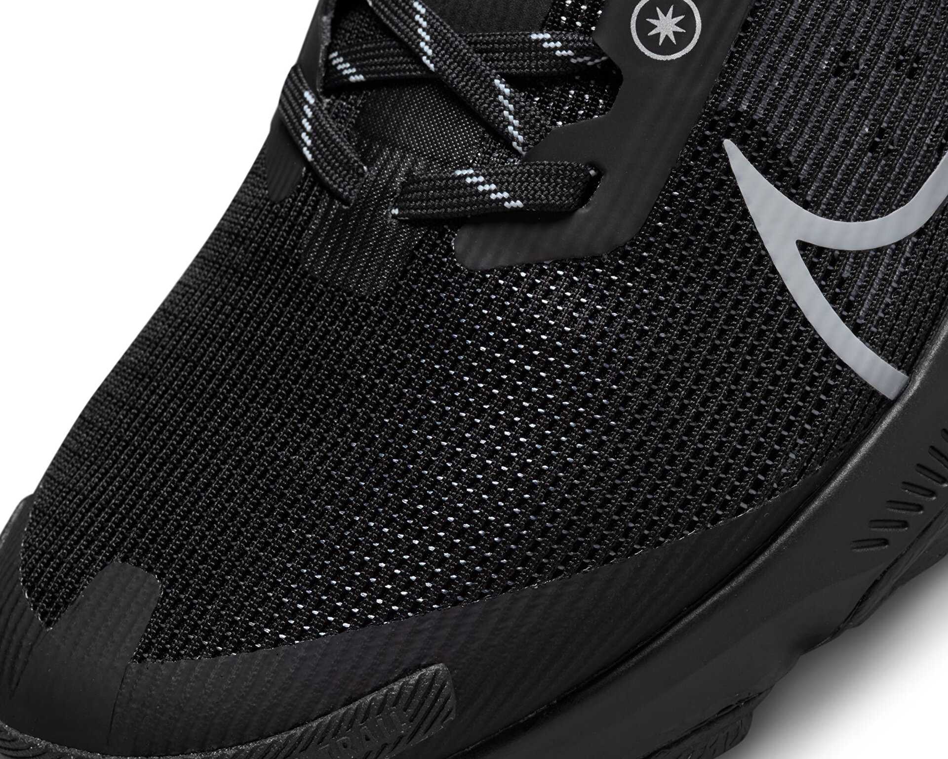 کفش های دویدن در تمام زمین Kiger 9