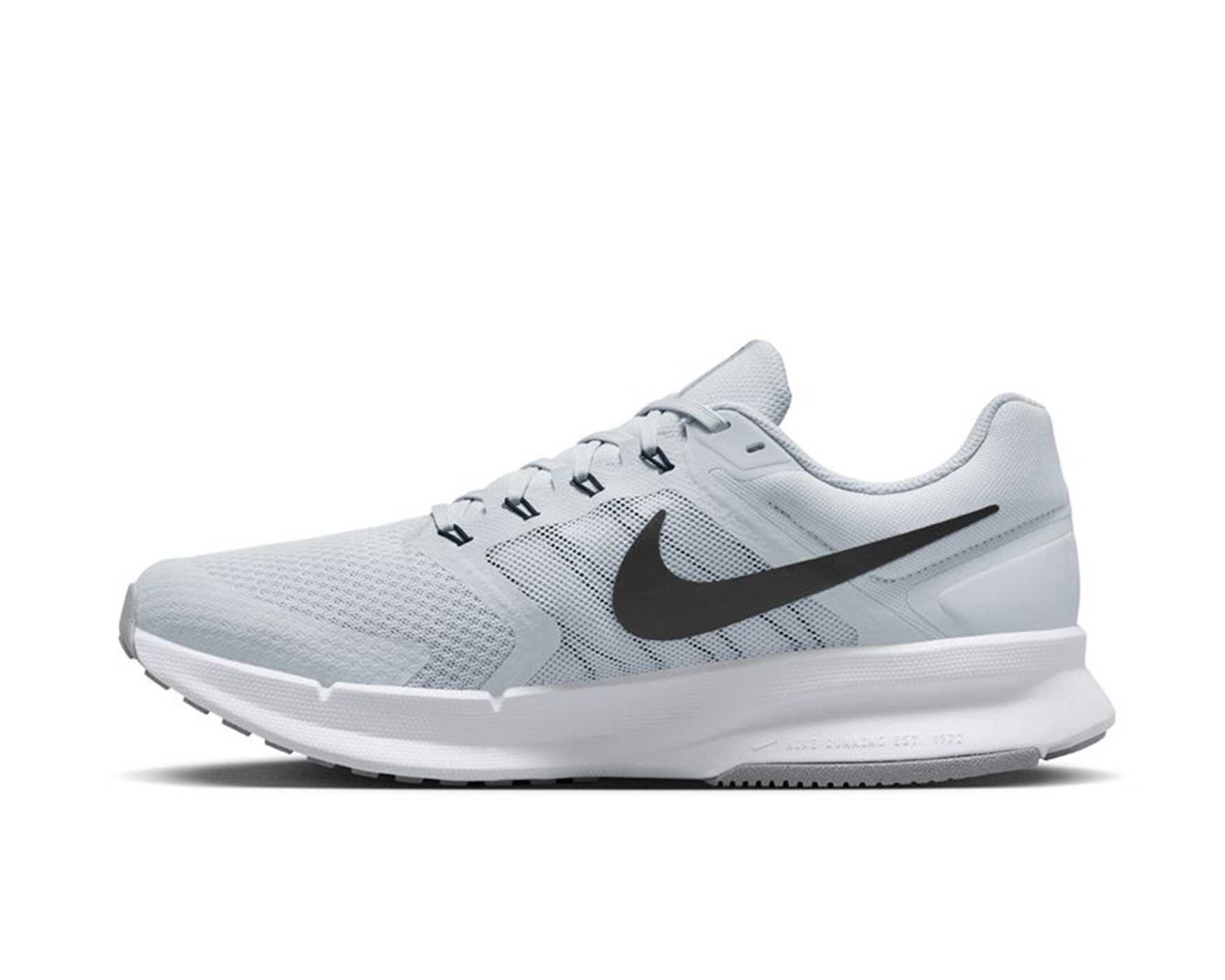 کفش دویدن Nike Run Swift 3