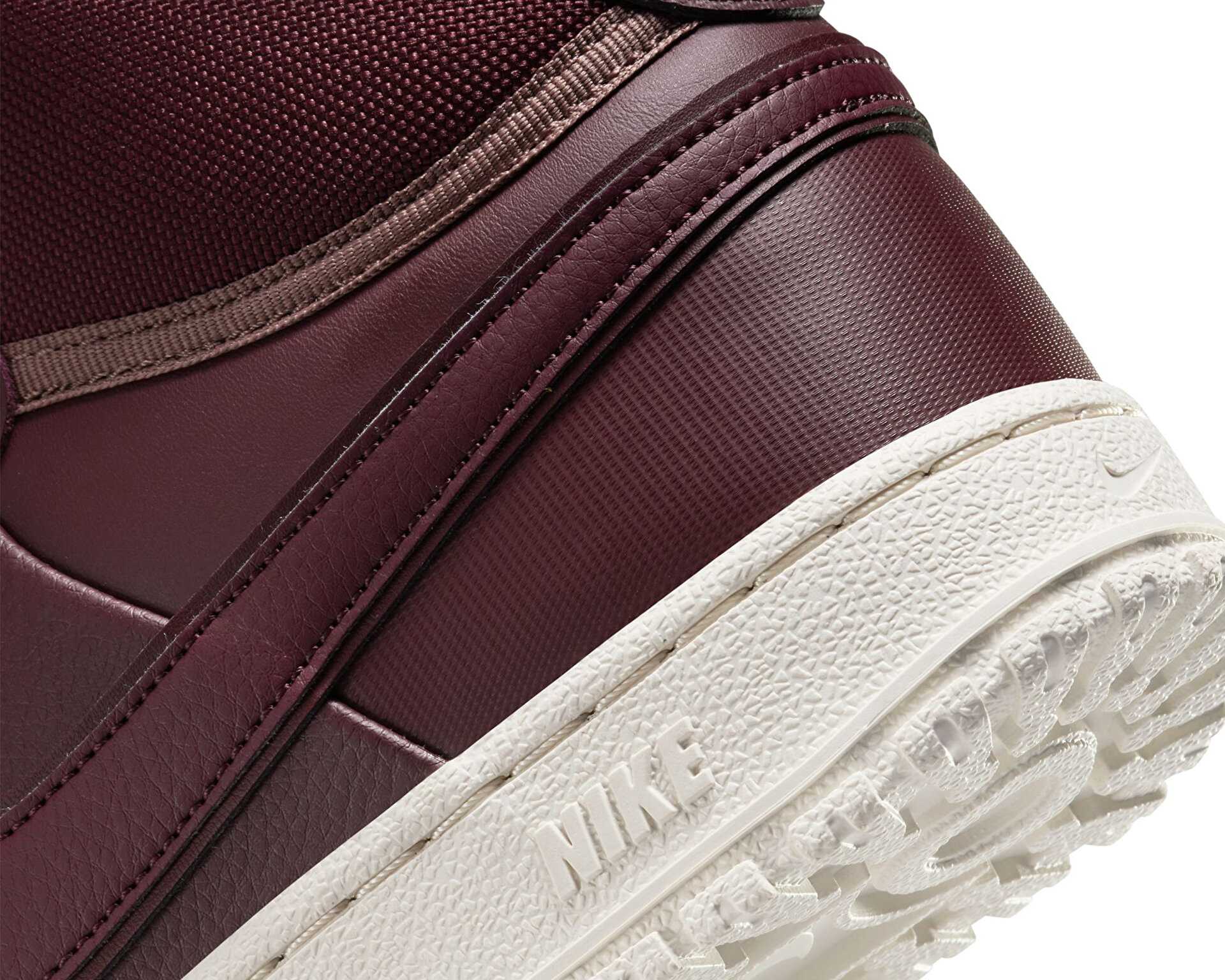 کفش های روزانه Nike Court Vision Mid Winter