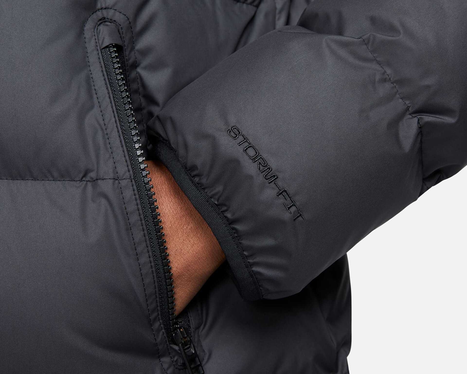 کت روزانه Windrunner Primaloft®