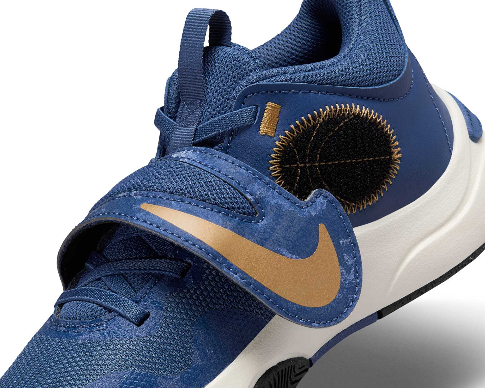 کفش بسکتبال بچه گانه Team Hustle D 11