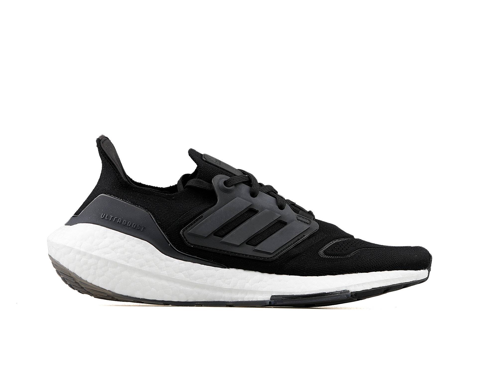کفش دویدن Ultraboost 22