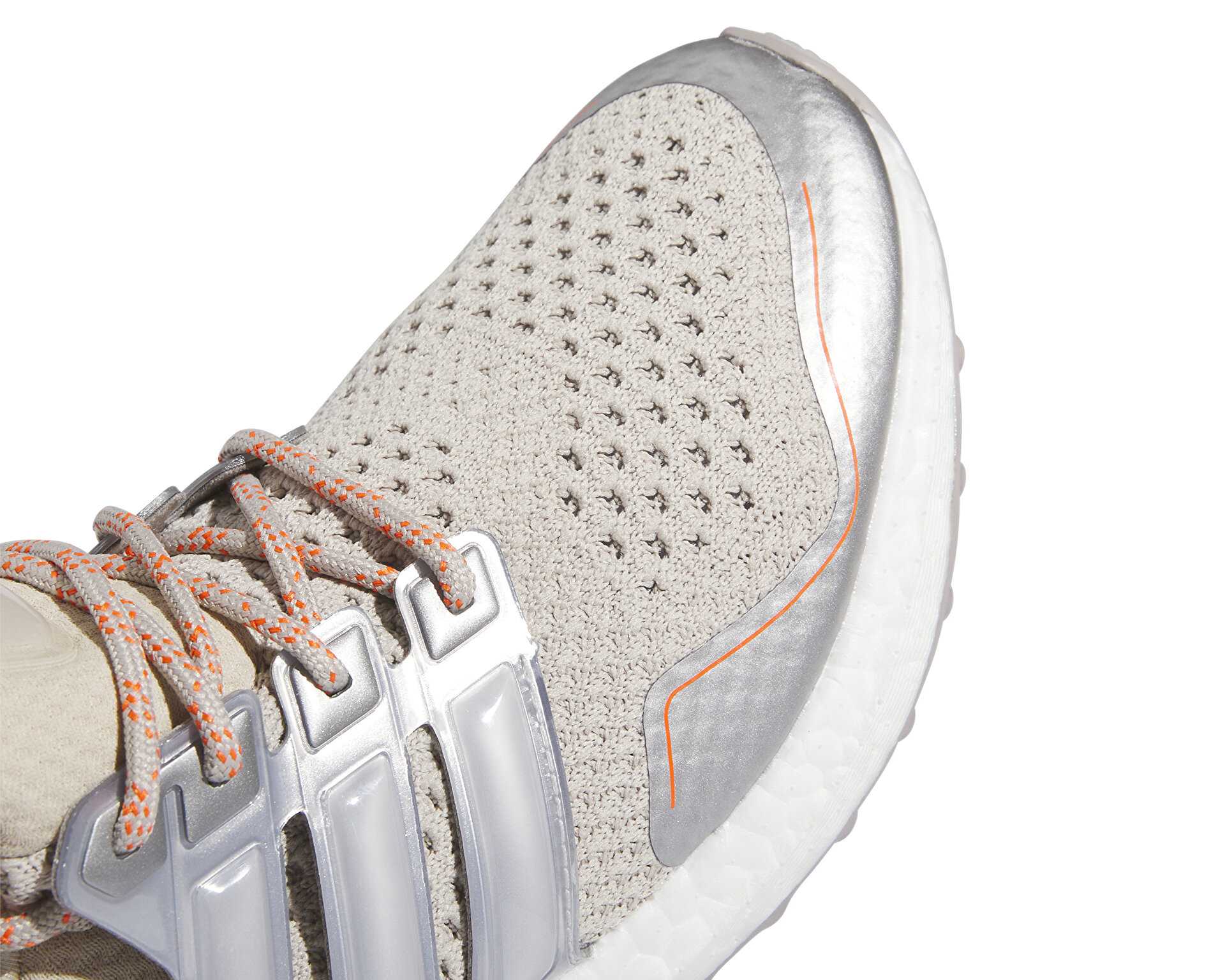 کفش دویدن Ultraboost 5.0 Dna W