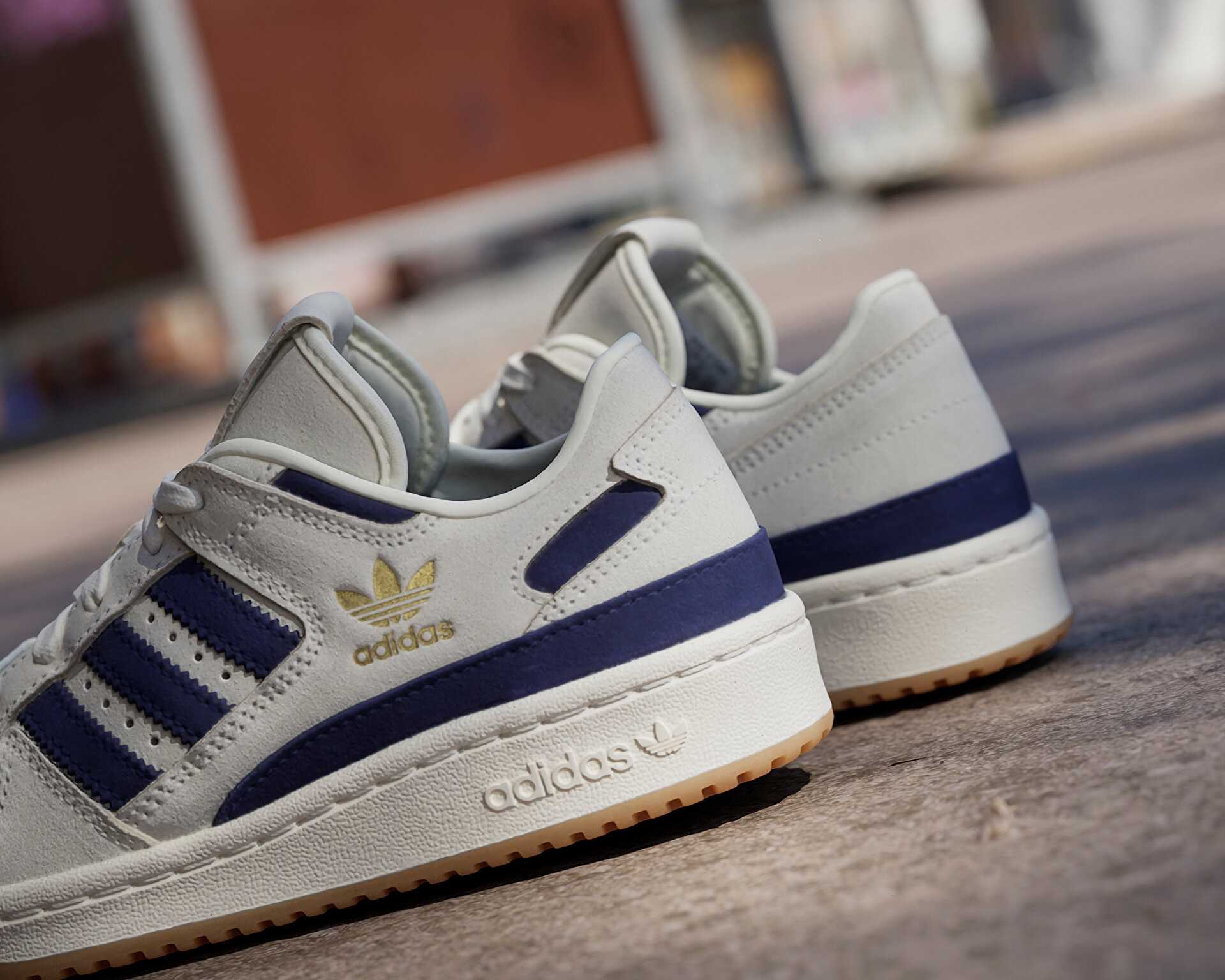 کفش های روزانه adidas Forum Low