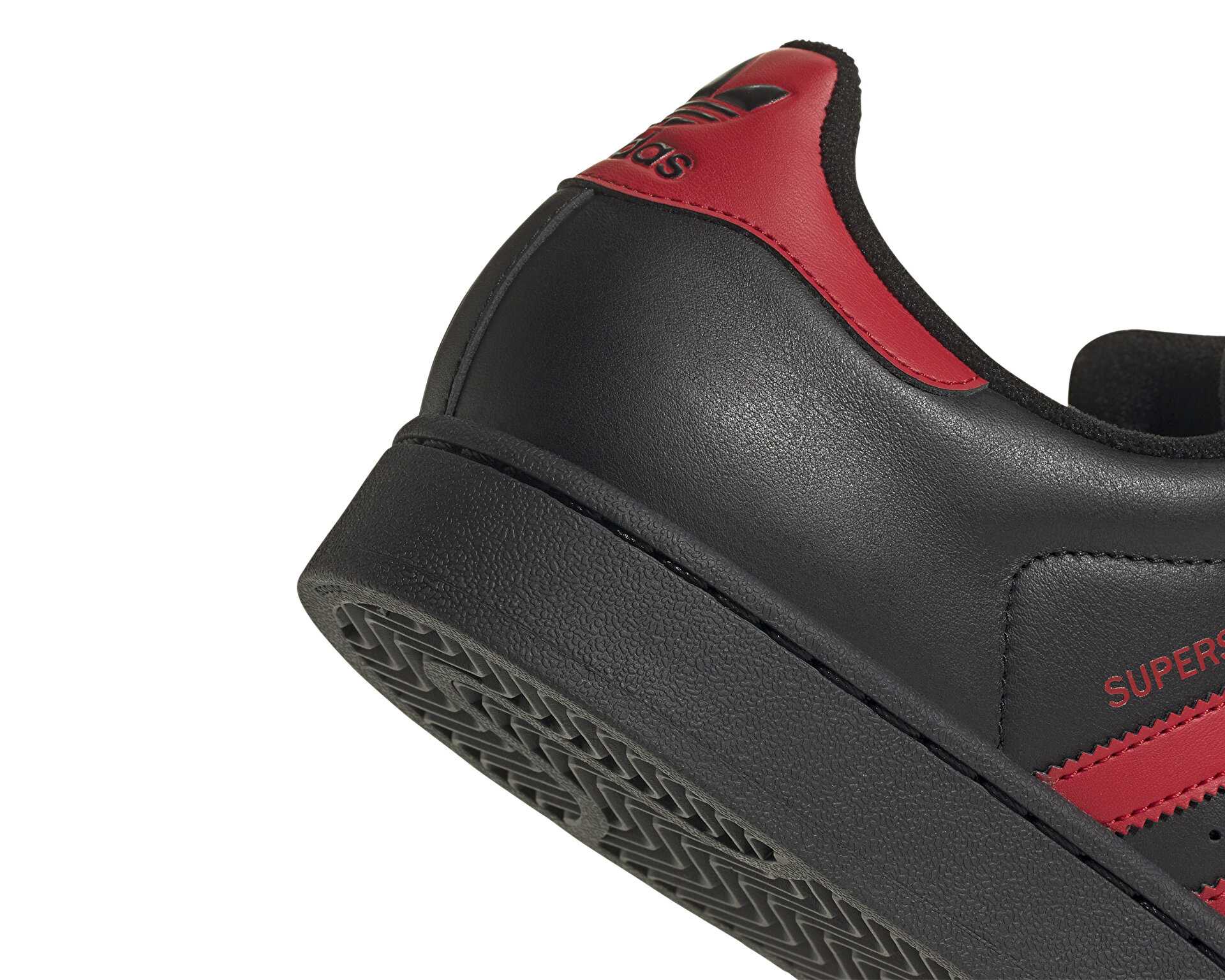 کفش های روزانه Superstar Millencon W