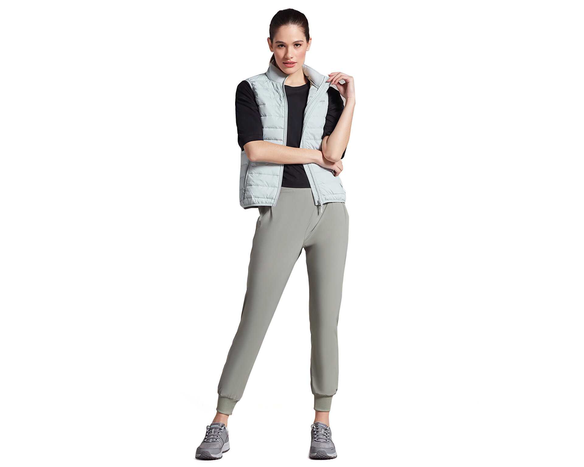 جلیقه W Essential Vest